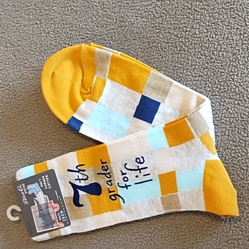NWT Blue Q "7th Grader For Life" Men's Crew Socks Size 7-12 Gag Gift